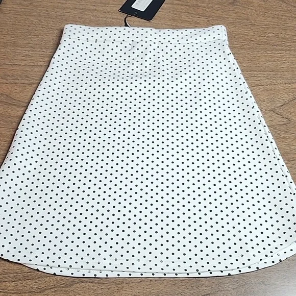 PrettyLittleThing Polka Dot Skirt - Picture 5 of 6